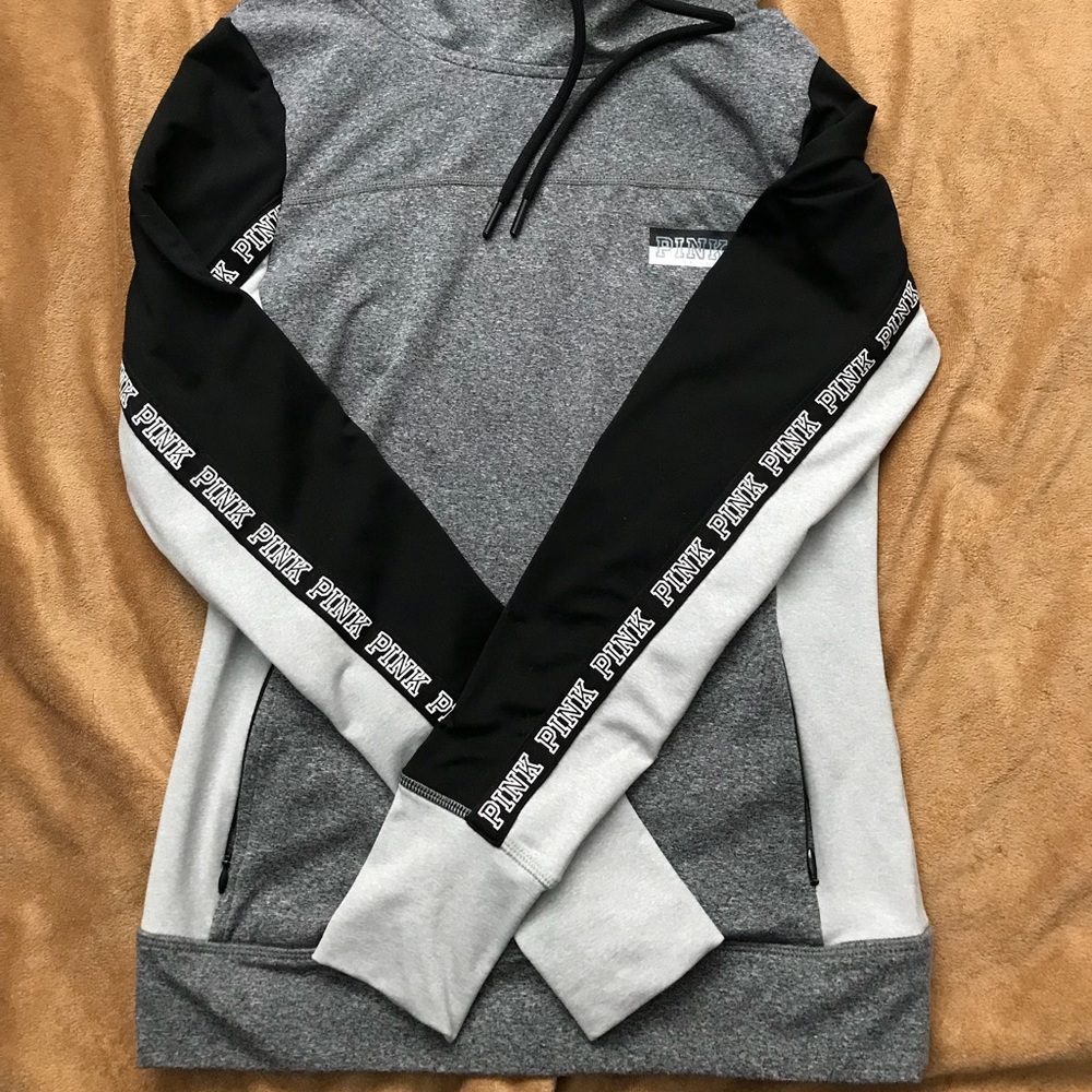 PINK ultimate sweatshirt